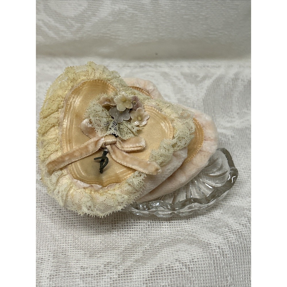 Lead CRYSTAL Heart Shaped Dish With Powder Puffs Trinkets Tray Cosmetics Zajecar